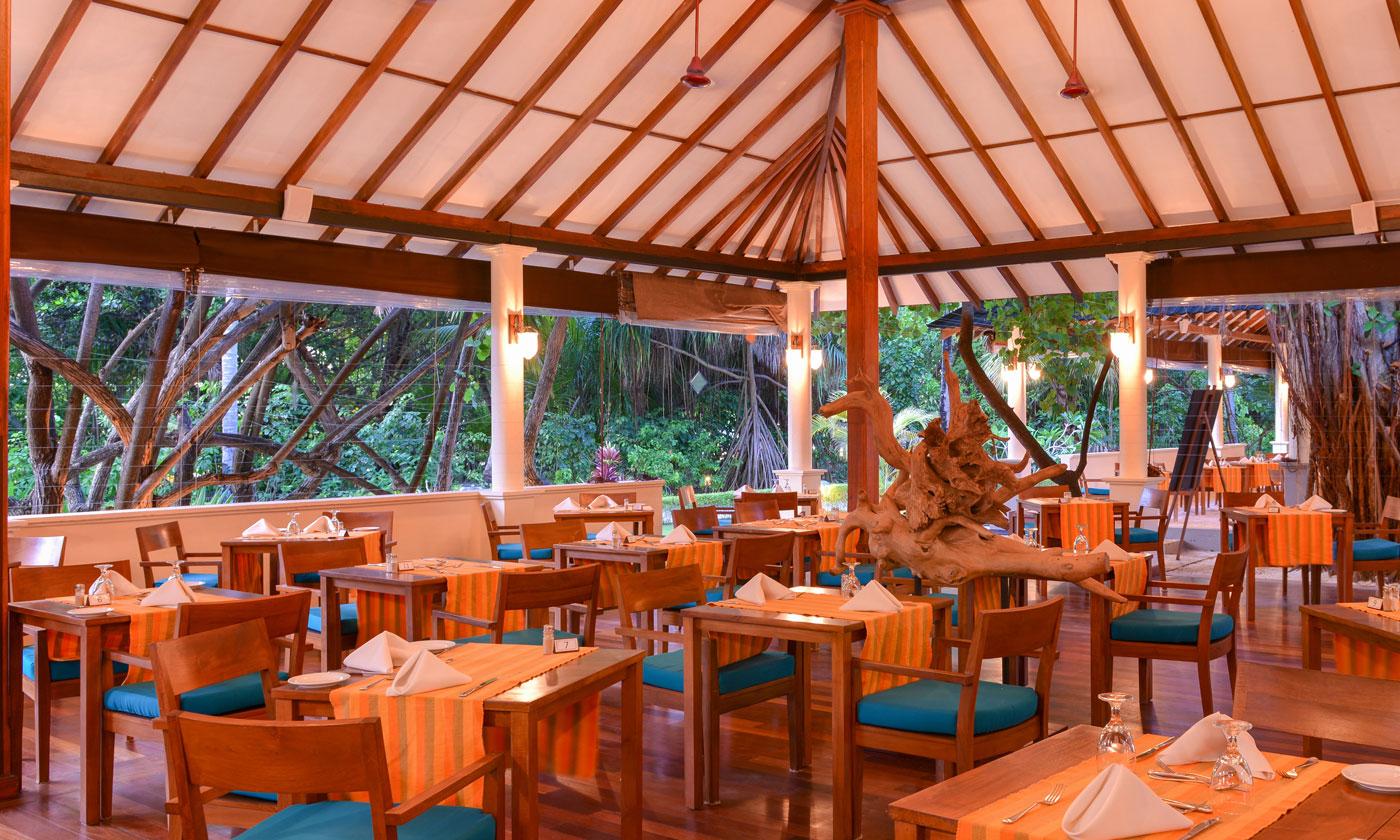 MEEDHUPPARU (MAIN RESTAURANT)